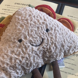 谁还没买jellycat的三明治！爱不释手啦