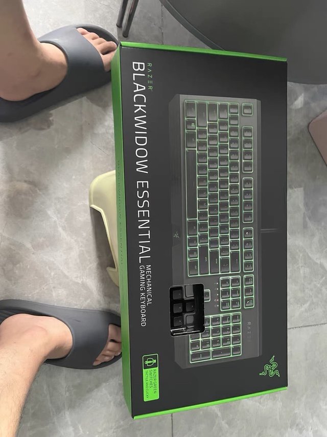 Razer雷蛇黑寡妇键盘