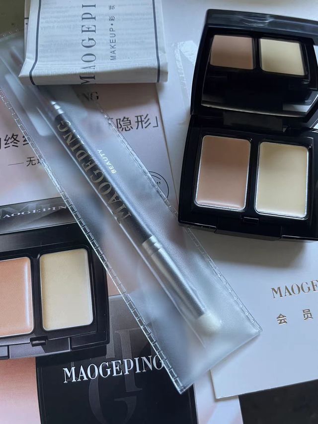 毛戈平遮瑕膏永远的神！