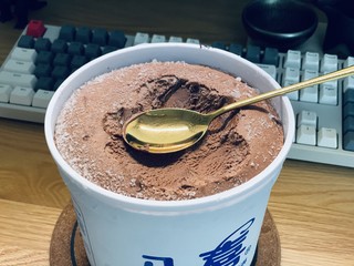八喜超大桶巧克力冰淇淋