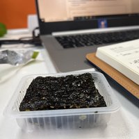 良品铺子海苔脆脆