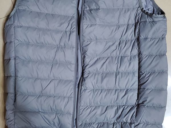 夏买冬衣最便宜。