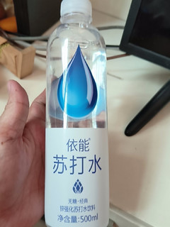 500ml包装苏打水，分量充足