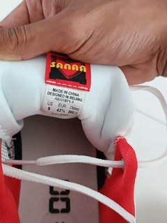 花了500多买了低端䨻篮球鞋值不值？