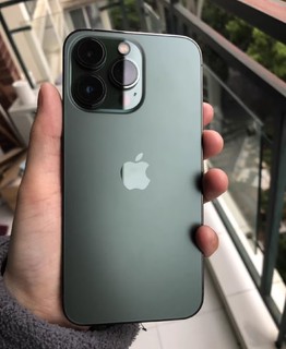 iPhone 13 pro苍岭绿