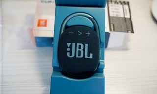 JBL四代无线蓝牙低音炮音响