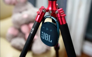 JBL四代无线蓝牙低音炮音响