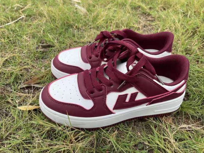 回力运动板鞋怎么样 酒红色回力女鞋2022新款秋季_什么值得买