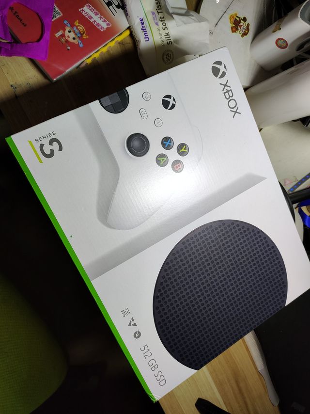 中年人，你还能追几次？英版XSS开箱小记！