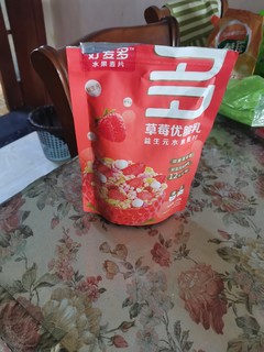 味道很不错的益生元水果麦片