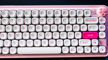 极客数码屋 篇九十一：就要萌萌哒！粉樱色系、萝莉风键盘推荐