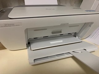 打印机小巧方便，打印资料很清晰
