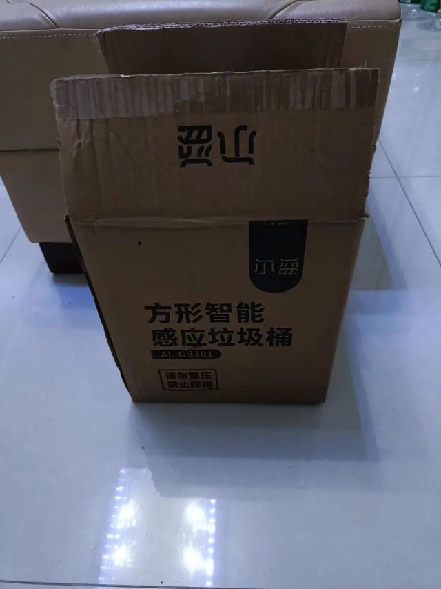 换垃圾袋方便快捷，操作简单