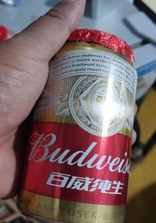 百威（Budweiser）淡色拉格啤酒