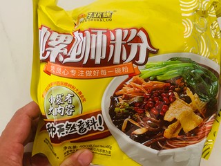 好欢螺螺蛳粉，吃货眼中的美味佳肴