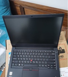 Thinkpad小黑，商务黑