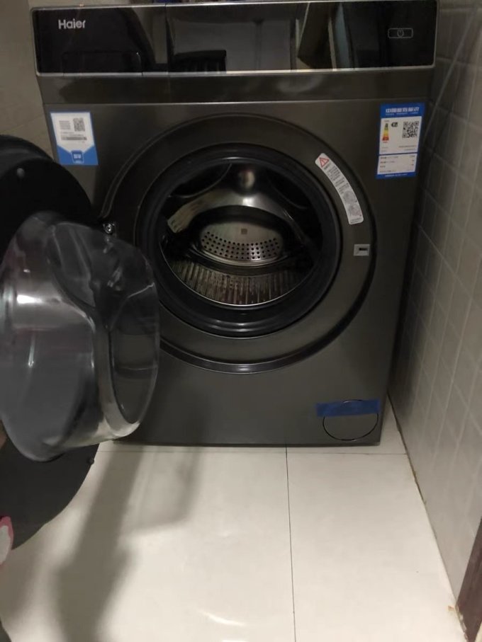 海尔滚筒洗衣机