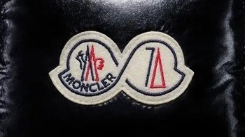 “羽绒服之皇” Moncler 正式入驻天猫，全网都在夸的经典款有值友入吗？