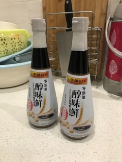 家里一直食用这款酱油，0添加，自然酿造