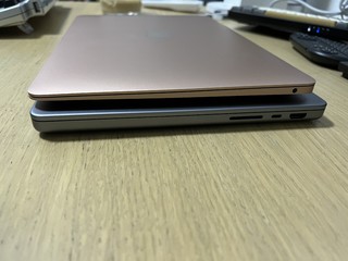 MacBook pro 14 和 M1 air简评对比