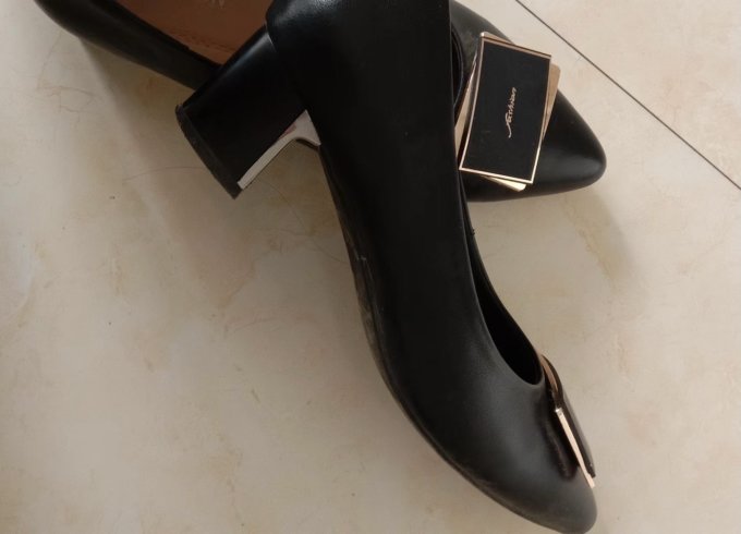 意尔康女士单鞋