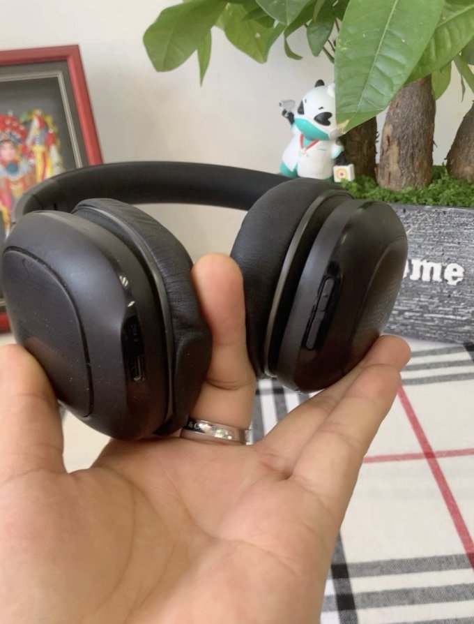 小米头戴式蓝牙耳机音质清晰物有所值