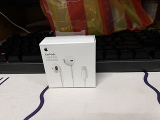 苹果闪电接口的EarPods