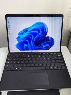 出道即巅峰的Surface Pro 8 