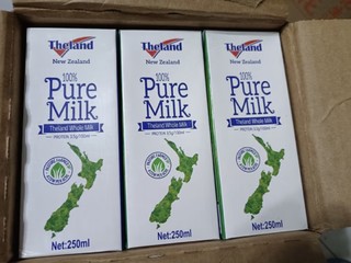 纽仕兰原生高钙进口纯牛奶