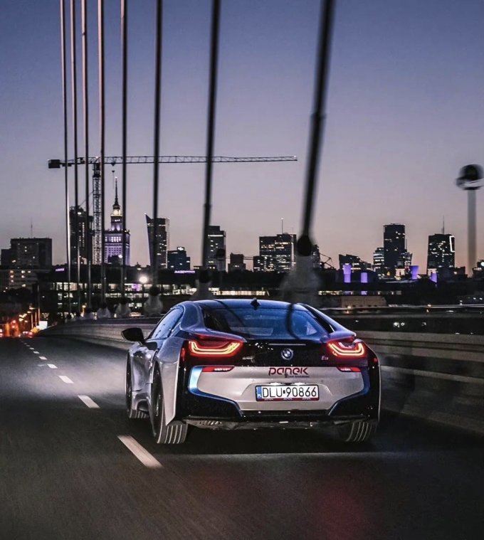 宝马跑车怎么样 宝马i8_什么值得买