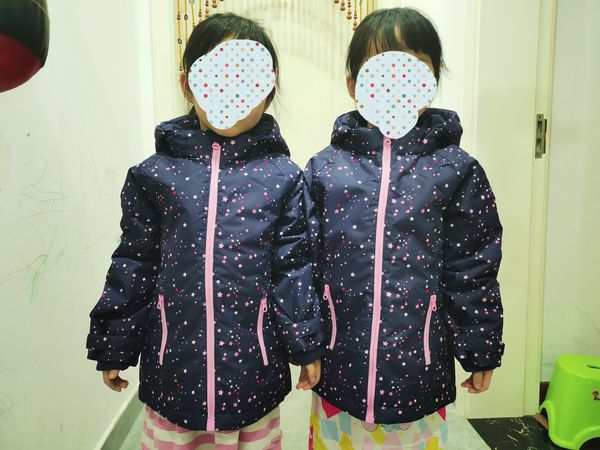 双十一的预热，双胞胎姐妹的棉衣