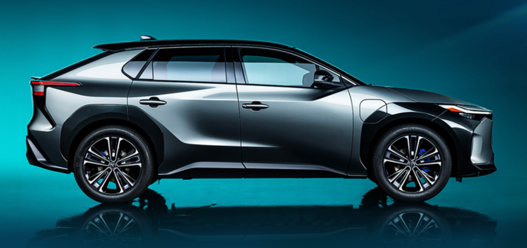 预计10月25日，一汽丰田bZ4X正式上市