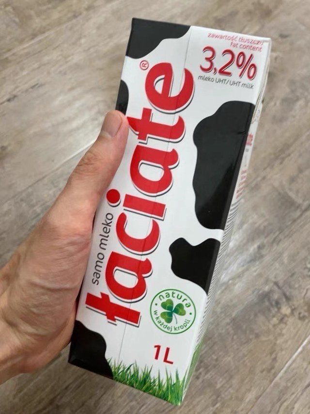 Laciate卢森牧场进口全脂纯牛奶学生高钙早