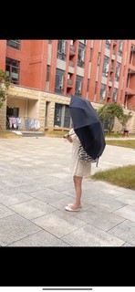 性价比很高的纯色雨伞，一件极简风主义