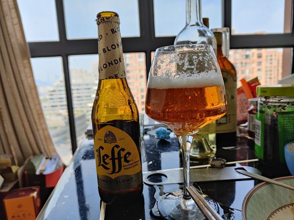 消费降级初尝临期乐飞金啤酒