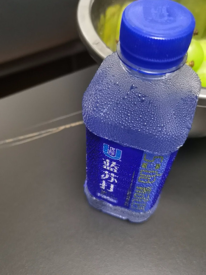 水