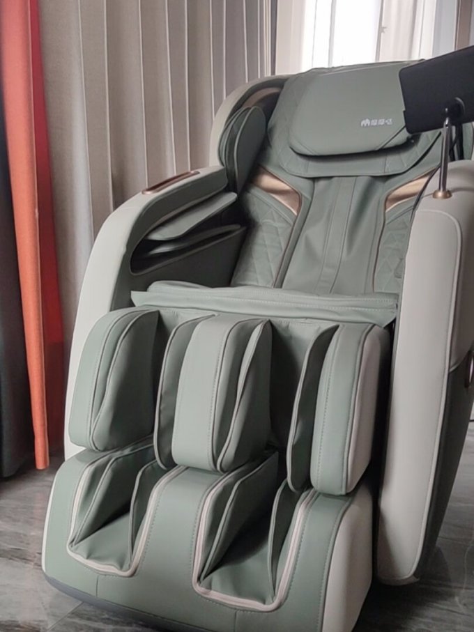 摩摩哒按摩椅