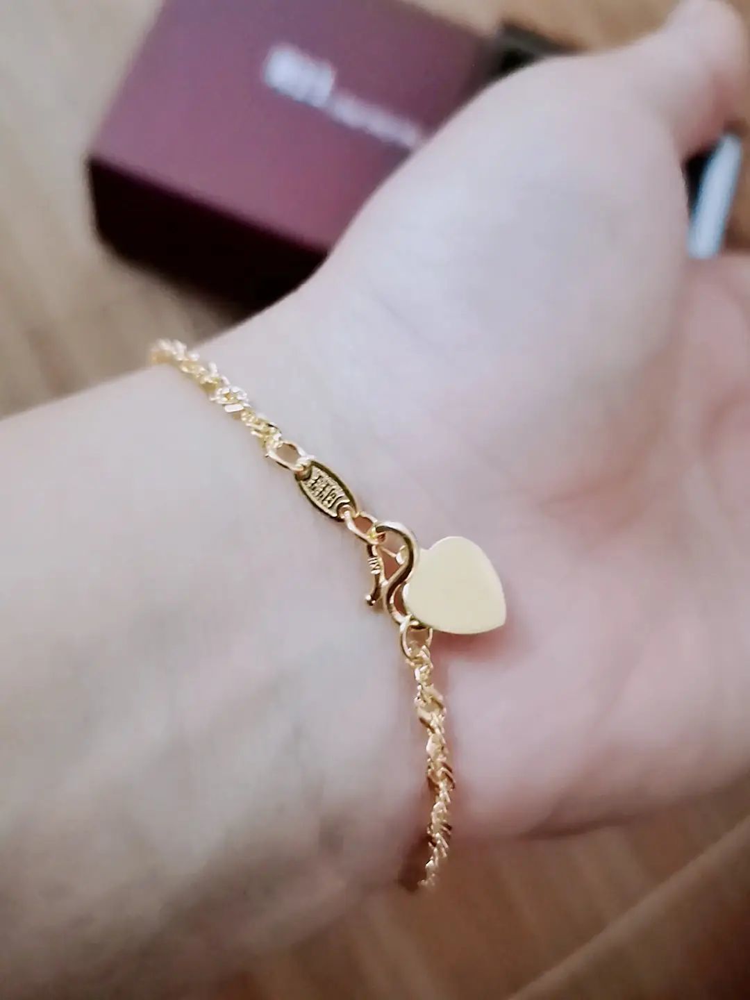 周生生黄金手镯/手链/脚链怎么样虽然价格贵一点，但是就是莫名喜欢啊！_什么值得买