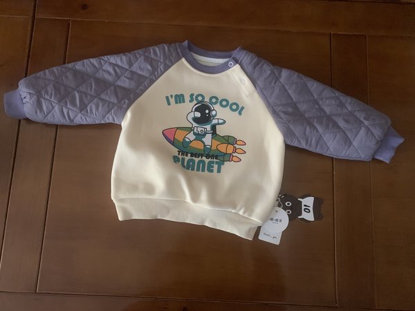 刚入手的儿童加绒卫衣！