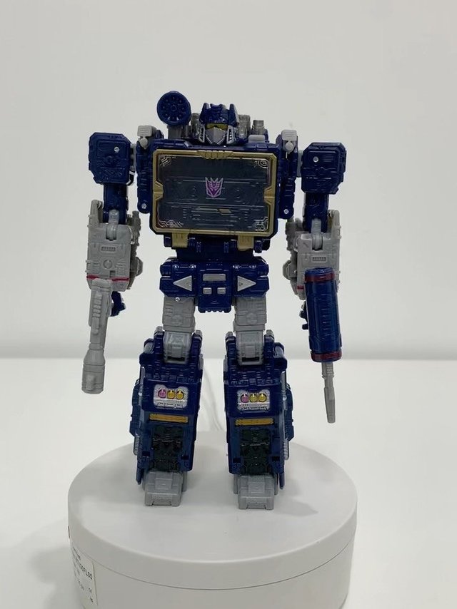 孩之宝传世遗产系列航行家级声波展示