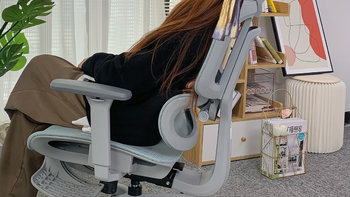 学习办公相关 篇一：要想青少年坐姿好，人体工学椅少不了