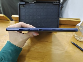 这不比三千六的ipad10好用的多？万恶的库克