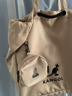 卡其色Kangol 抽绳托特包