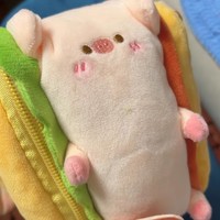 这个三明治的猪猪零钱包，真的太可爱了