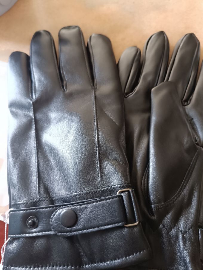 11元购买的皮手套真的是捡到宝了