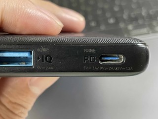 Anker PD 18W快充移动电源