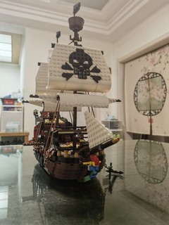 乐高海盗船完工，儿子拼的真不错