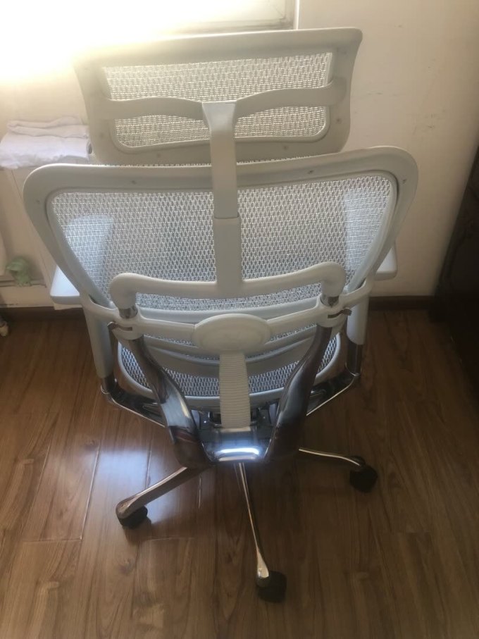 保友办公家具电脑椅怎么样 整个椅子非常重!一个人抬不动,.