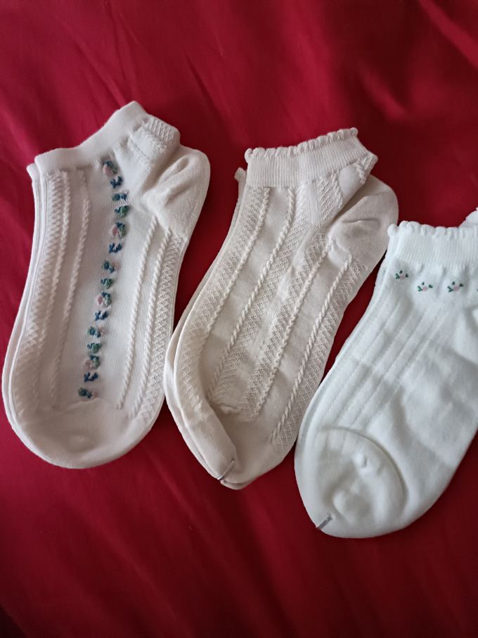 有棵树女袜怎么样 袜子纯棉的,穿着不起球,不臭脚._什么值得买