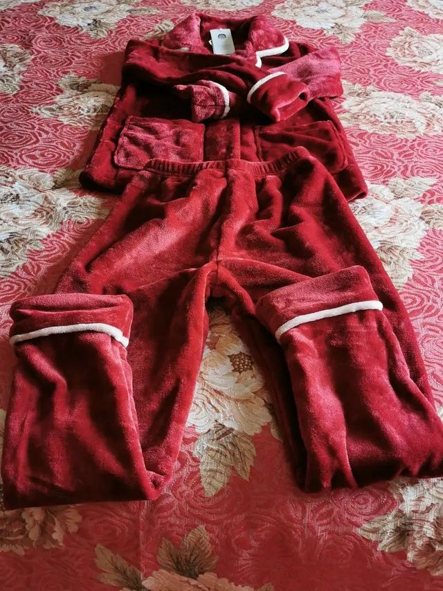 暖暖的珊瑚绒，丝滑舒服